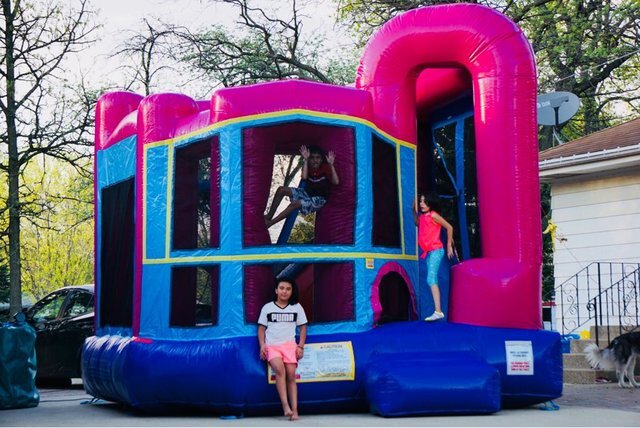 Looking for inflatable bounce house rentals in Naperville, Illinois or Dupage County? We offer various options, including bounce houses, inflatable jump houses, water slides, and more. Our party rentals include moonwalks, jumpers, and bouncers, perfect for any event. Contact us for all your inflatable rental needs in Naperville and surrounding areas.